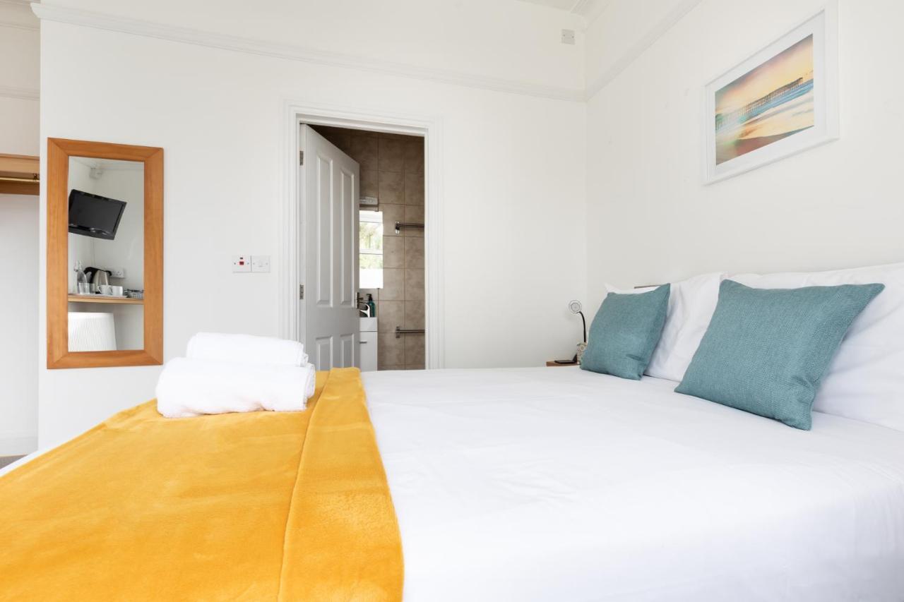 Oasis House Hotell Falmouth Eksteriør bilde