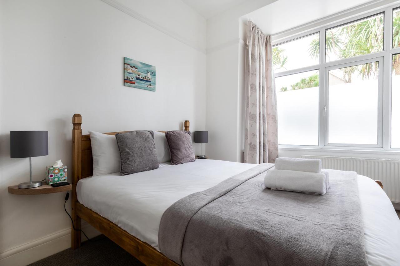 Oasis House Hotell Falmouth Eksteriør bilde